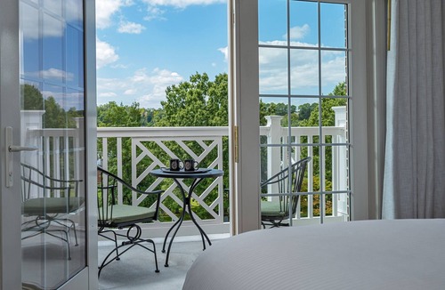 Fredericksburg Hotel | The Publisher, Downtown Fredericksburg, a Tribute Portfolio Hotel