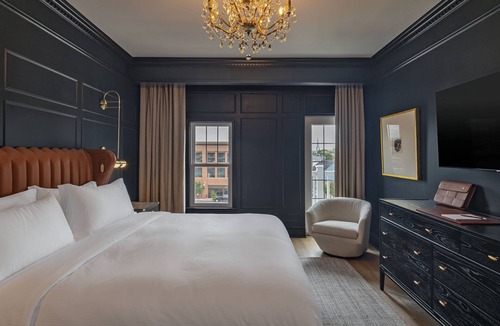 Fredericksburg Hotel | The Publisher, Downtown Fredericksburg, a Tribute Portfolio Hotel