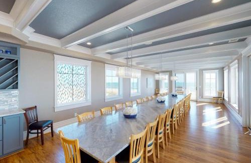 Sandbridge House | The Regency Royale