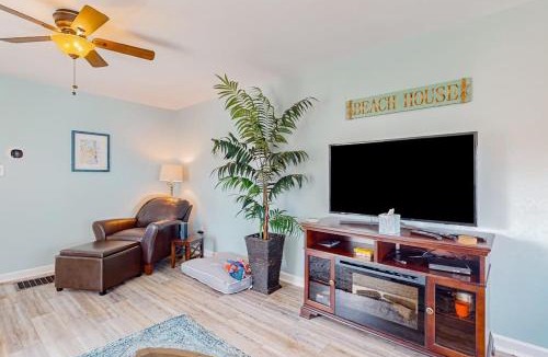 Cedar Neck House | The Reservation - 38601 Indian Trail
