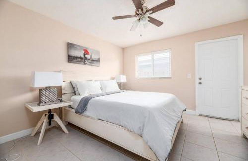 Wilton Manors Apartment | The Retreat 2 - Wilton Manors
