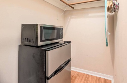 Wilton Manors Apartment | The Retreat #5 - Wilton Manors
