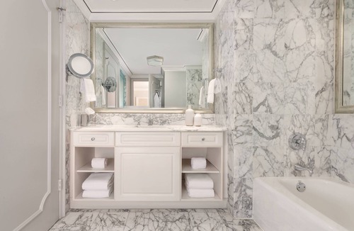 Coconut Grove Hotel | The Ritz-Carlton Coconut Grove, Miami