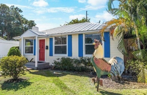 Delray Beach Cottage | The Rooster Cottage in the Heart of Delray Beach!