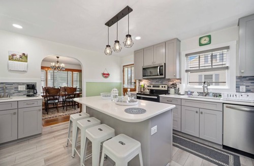 Chincoteague House | The Salty Scottie by Seaside Vacations & Sales