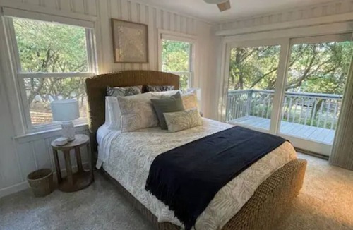 Southern Shores House | The SeaPointe - Southern Shores Private Oasis + Hot Tub