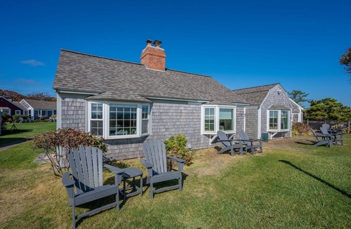 South Yarmouth Cottage | The Shell Cottage - Where Beach Dreams Begin