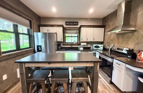 Whitefish House | The Solace by Bison Ridge Retreat