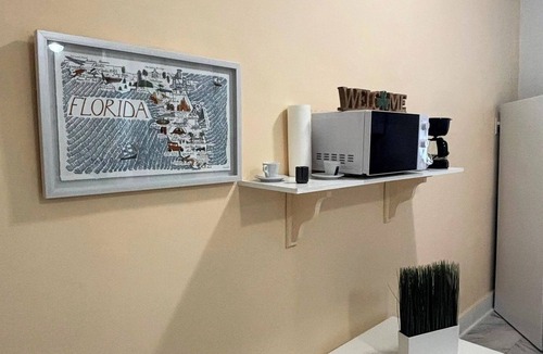 East Little Havana Apartment | The Studio #6 – Little Havana, Walk to Marlins Stadium