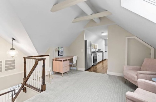 East Avenue Apartment | The Suites at 3NG - The Bridal Suite