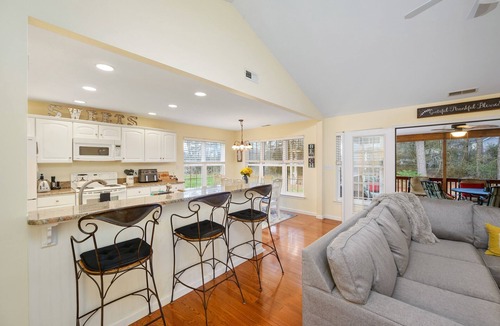 Captain's Cove House | The Sweets Spot by Seaside Vacations & Sales
