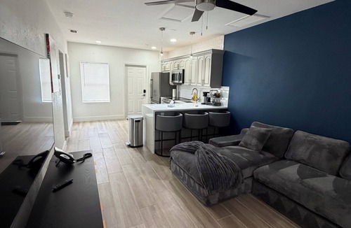 Poinsettia Heights Hotel | The Tel Ft. Lauderdale