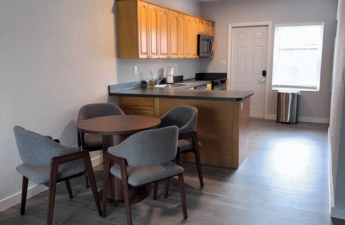 Poinsettia Heights Hotel | The Tel Ft. Lauderdale