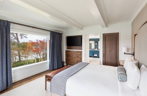 Irvington Hotel | The Tides Inn