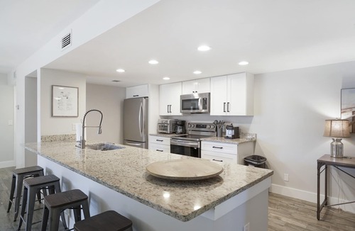 Delray Beach Condo | The Ultimate Getaway in Delray Racquet Club - Beach Chic