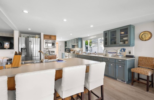 Dennis Port House | The Ultimate Nantucket Sound Beachfront Oasis! (2144)