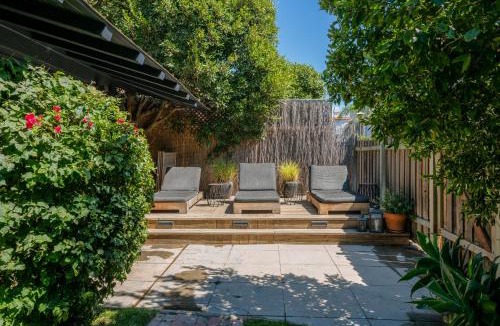 Venice Hotel | The Venice Beach House