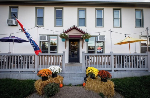 Hamburg Apartment | The Victorian Room at The West End Inn