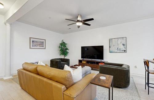 Villages of Five Points House | The Villages of Five Points - 17405 N Village Main Blvd