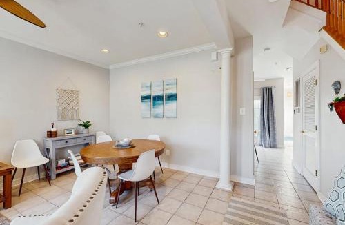 Villages of Five Points House | The Villages of Five Points - 17299 N Village Main Blvd