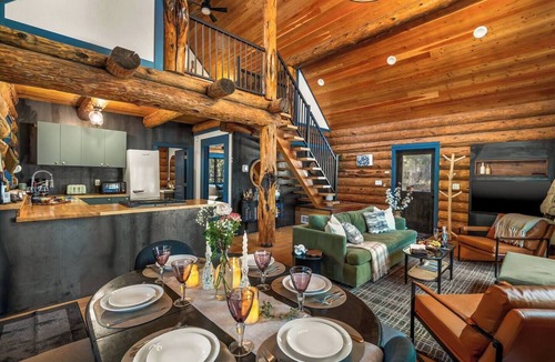 West Glacier Cabin | The West Glacier Cabin- Hot Tub, Firepit, Sauna