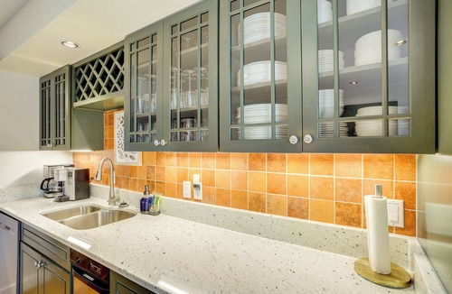 Rio House | The White Elephant Inn Getaway w/Pool & Hot Tub!