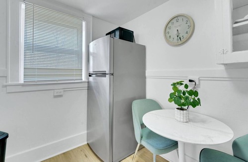 Downtown Rochester Apartment | This apartment is a 0 bedroom(s), 1 bathrooms, located in Rochester, NY.