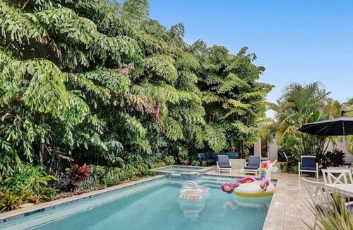 Poinsettia Heights Villa | This villa is a 3 bedroom(s), 2 bathrooms, located in Fort Lauderdale, FL.