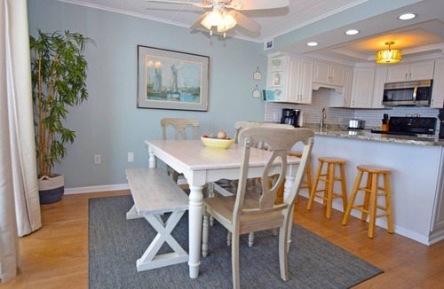 Midtown Ocean City Condo | Thunder Island 14A-Baywater 39th St, Free WiFi, Pool, Elev, W/D, AC