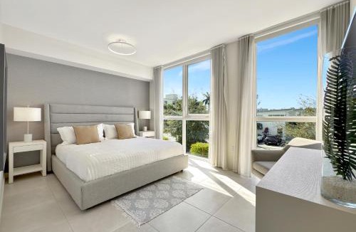 Central Beach House | Tiffany Tides - Resort-Style Beach Townhome - Gym, Rooftop Pool and Sauna