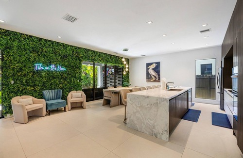 Riverside Park House | Tiki on the River Luxury 5BR Resort Home- Heated Pool, Hot Tub, Movie RM & MORE!