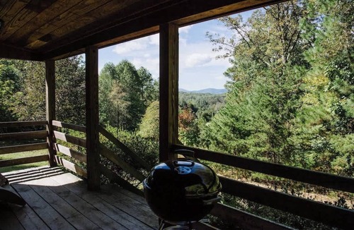 Earlysville Cabin | Tim`s Cabin | 1 BR Cabin w/View of Mountains
