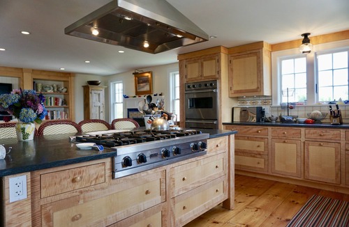Tom Nevers House | Tom Nevers Estate, Ocean View, Steps to the Beach, Private Pool and Tennis Court