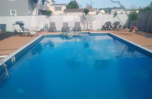 Saugus House | Top Floor Boston Skyline Retreat Near Logan, & Transportation to MAJOR INTERNATIONAL SPORTING EVENT CUP 2026