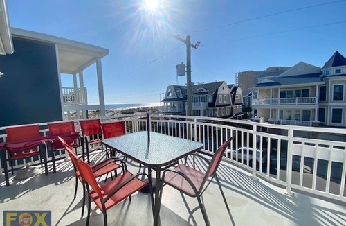 North End House | Top floor Ocean View on 2nd Street