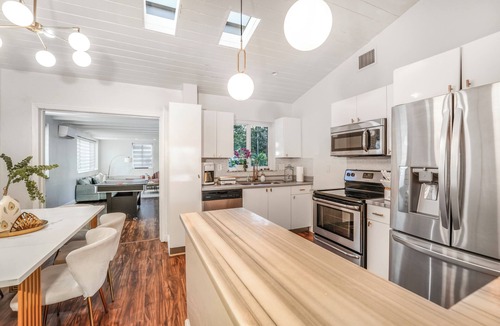 Miami Shores House | Top rated Miami Getaway with Heated Pool & Games