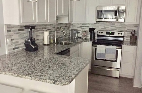 Midtown Ocean City Condo | Top Rated! Newly Remodeled Ocean Block Condo in Perfect Mid-Town Location