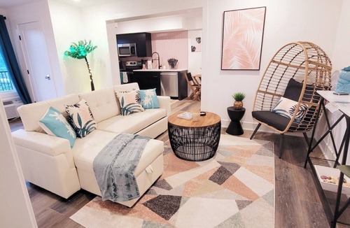 Diamond Hill Condo | Topsail Downtown- Extended Stay With Parking, Pool,& Pets