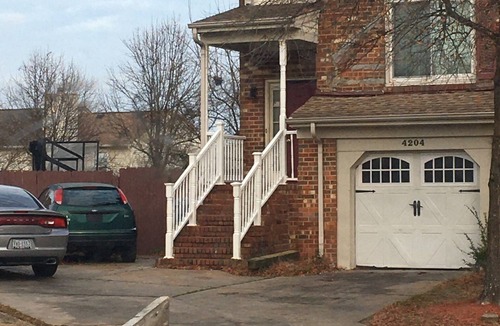 Virginia Beach House | Town central Townhome large yard Big Deck