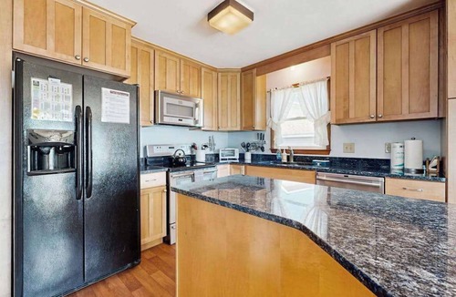 South Bethany Harbor House | Town of South Bethany Bay Front house w/boat dock, deck, grill
