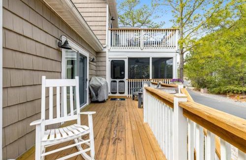 Cat Hill House | Town of South Bethany - 119 Canal Dr