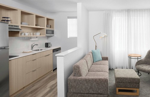 Weston Hotel | TownePlace Suites by Marriott Fort Lauderdale Weston
