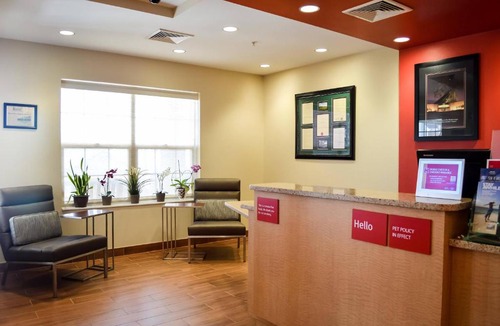 Aquia Harbour Hotel | TownePlace Suites Stafford
