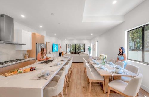 Harbordale House | Townhouse Heated Pool Centrally Located Malibu Key Two