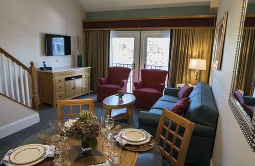 West Yarmouth Resort | Townhouse unit at The Cove Resort just outside Hyannis: Week 28 July