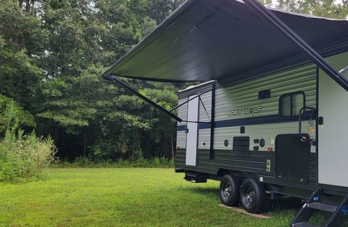 Saint Stephens Church House | Trails and Tails- Affordable Nature and Seclusion Near Amusement Park, and More!