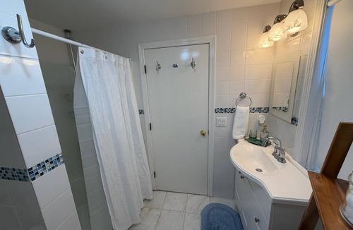 Nantucket Apartment | Tranquil 1 - Bedroom Retreat in Nantucket Near the Airport