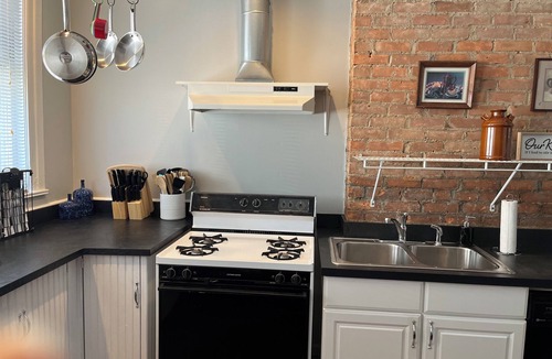 Rochester Apartment | Tranquil 2-bedroom apartment with WiFi in Rochester
