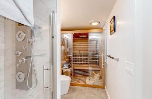 Wellfleet House | Tranquil Getaway