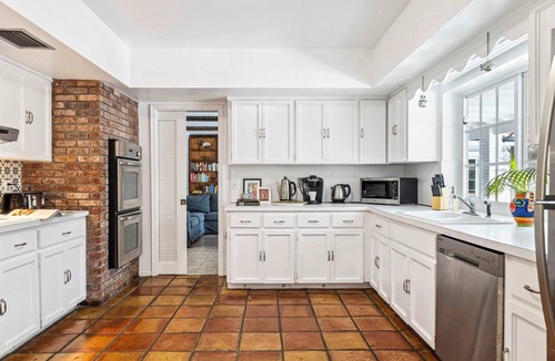 Pinecrest House | Tranquil Heirloom Hideaway, Pool in South Miami